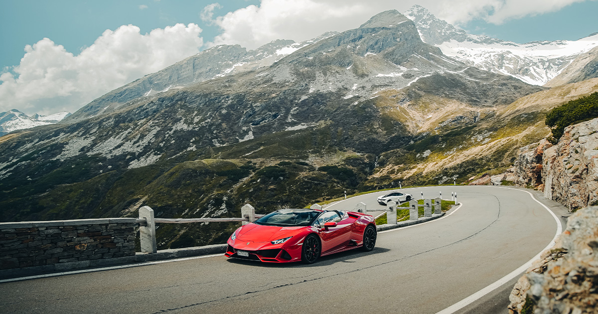 Discover our 2024 Program of Luxury Driving Experiences