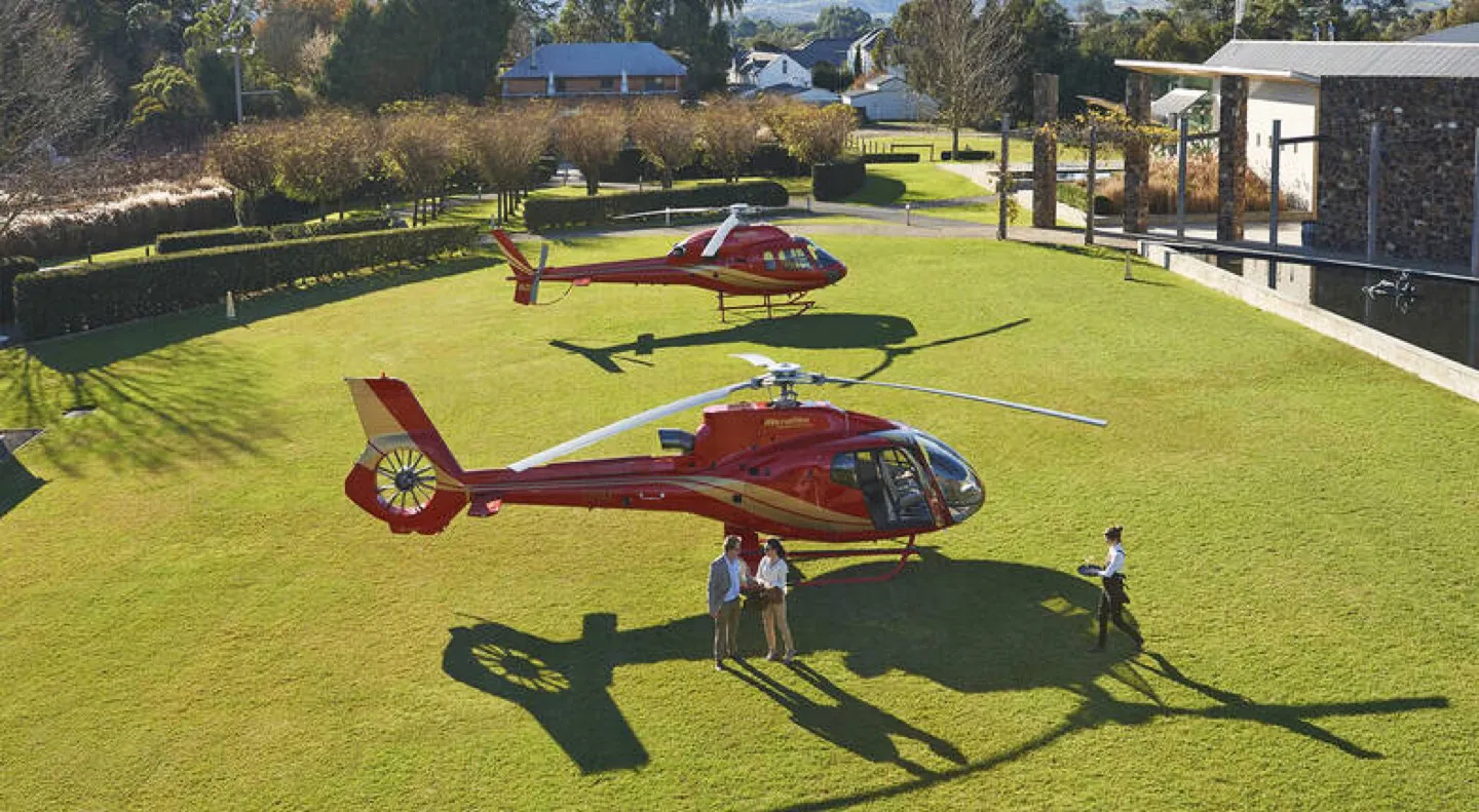 Enjoy chartered helicopter flights from Daylesford to Melbourne on a luxury tour
