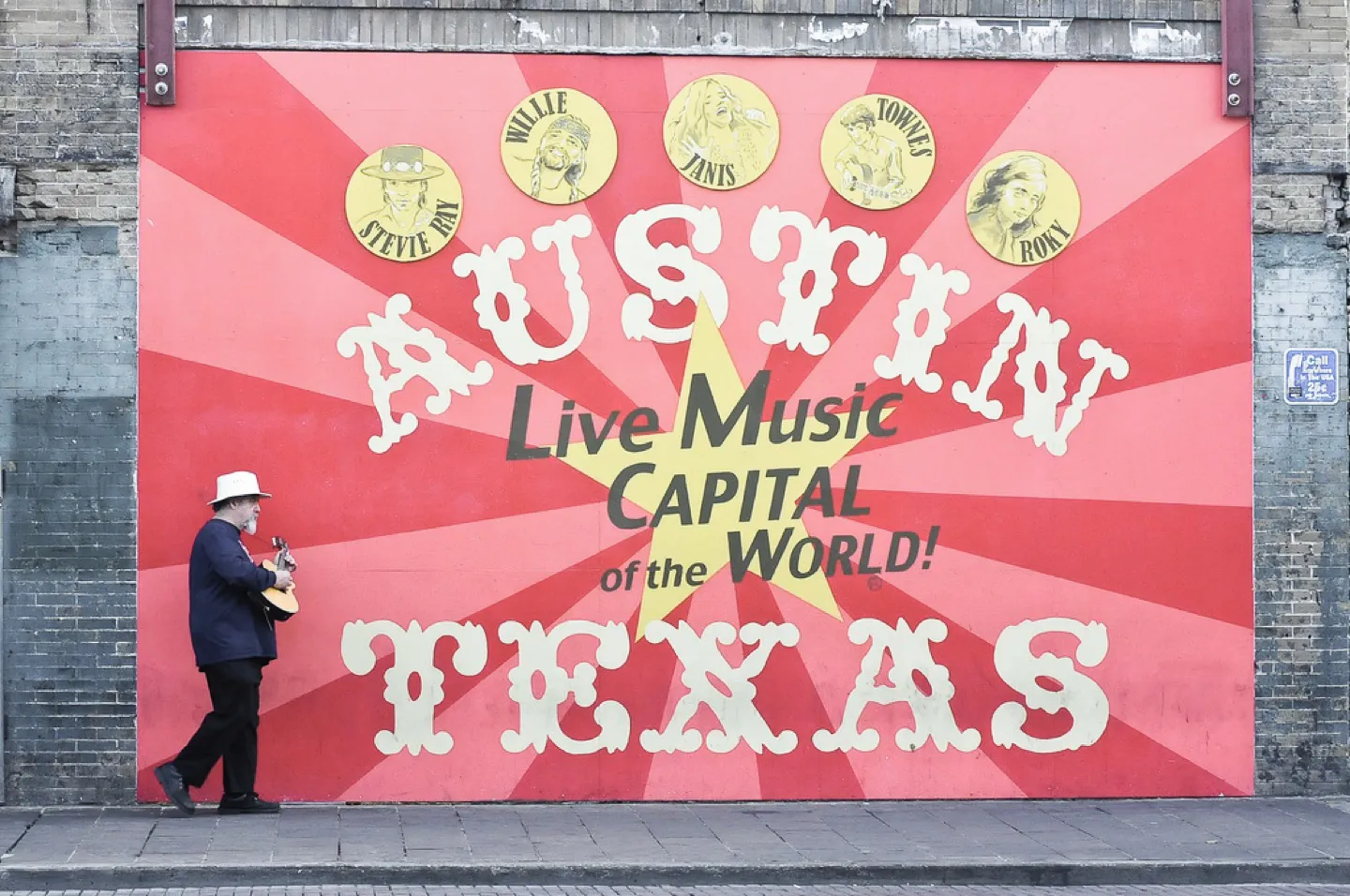 Experience the live music capital of the world with a visit to Austin for the USA F1 Grand Prix